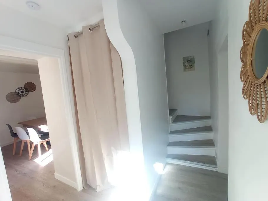 Maison Des Cordeliers Valreas 0*,